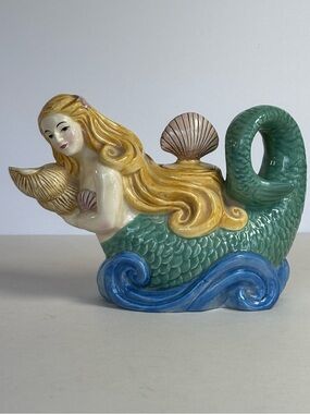 Clay Art Mermaid Hand Painted Trinket Box Jewelry Box Seashell Lid Vintage 1994